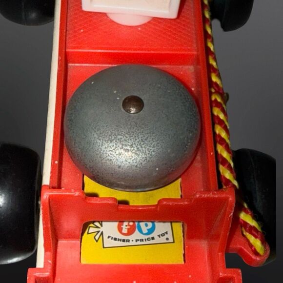 Vintage 1968 Fisher Price Fire Engine #720 #1 Firefighter, Ladder, Hose and Bell - Picture 7 of 15